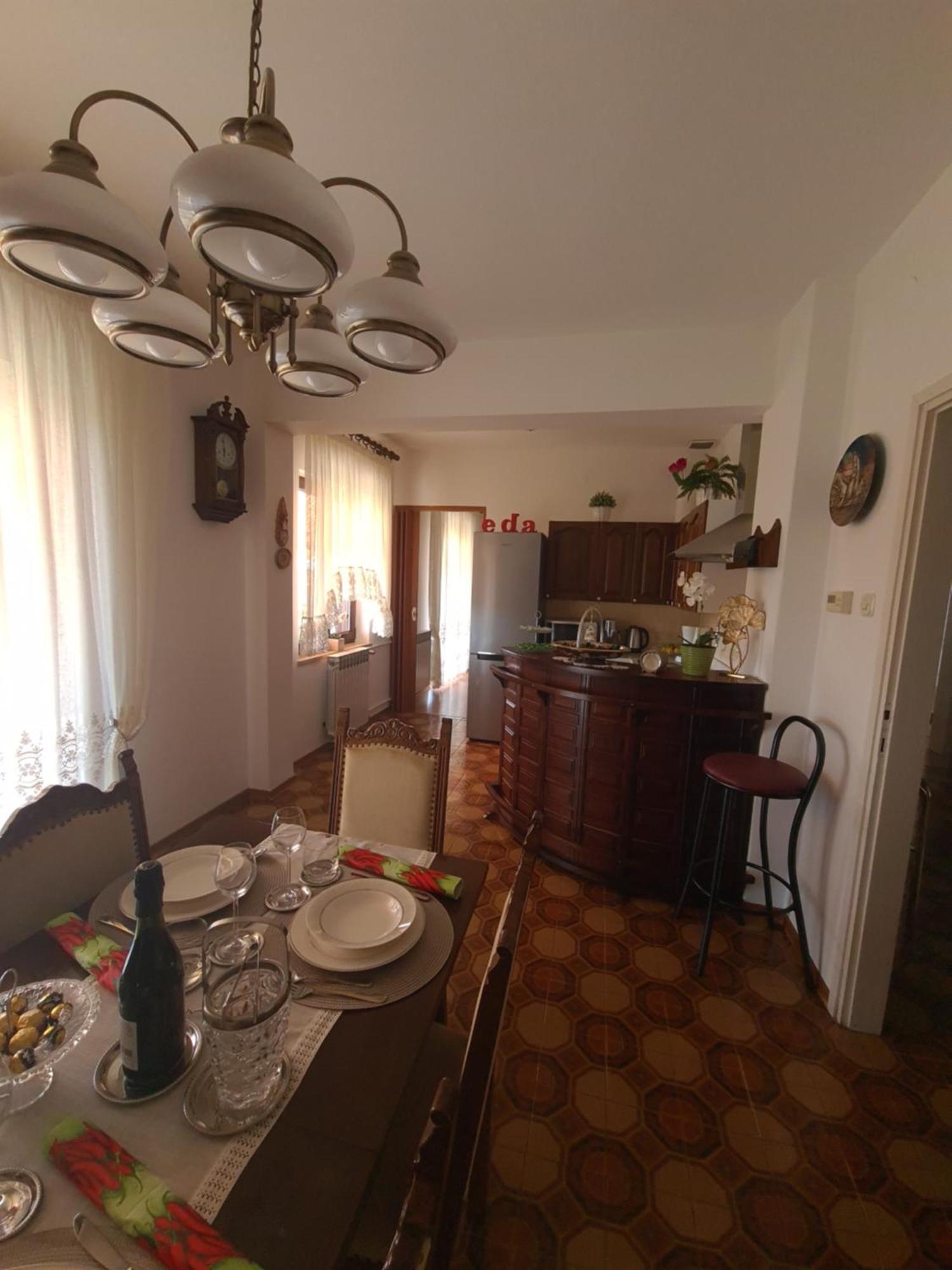 Apartment Eda Labin  Bagian luar foto